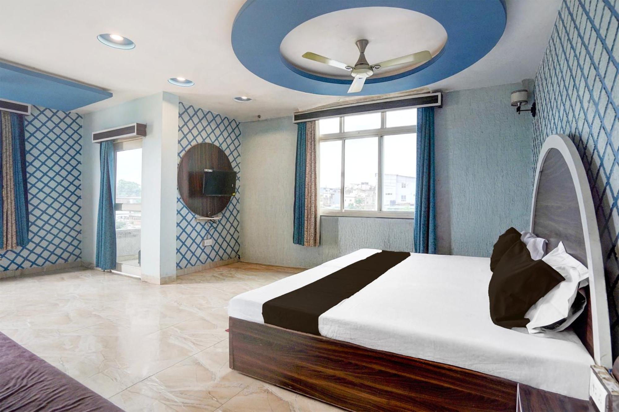 Hotel SPOT ON 86122 Pachmarhi hills Exterior foto